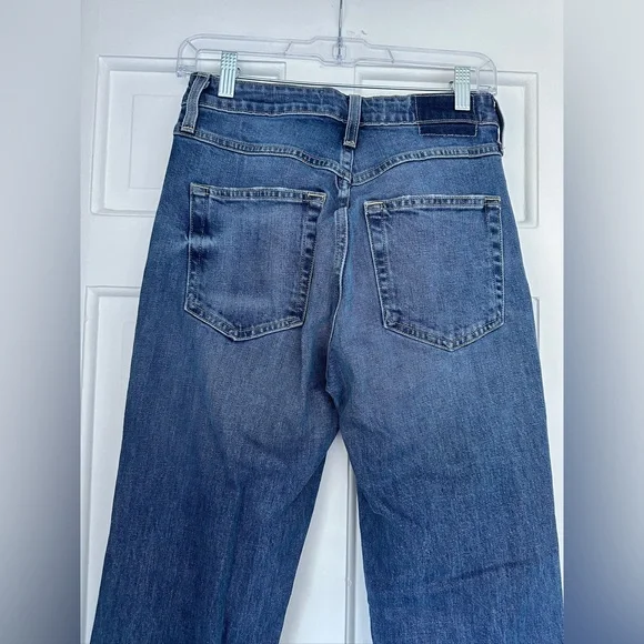 AMO High Rise Kick Crop Dark Wash Blue Denim Jeans in Patience Size 26 - Picture 8 of 10